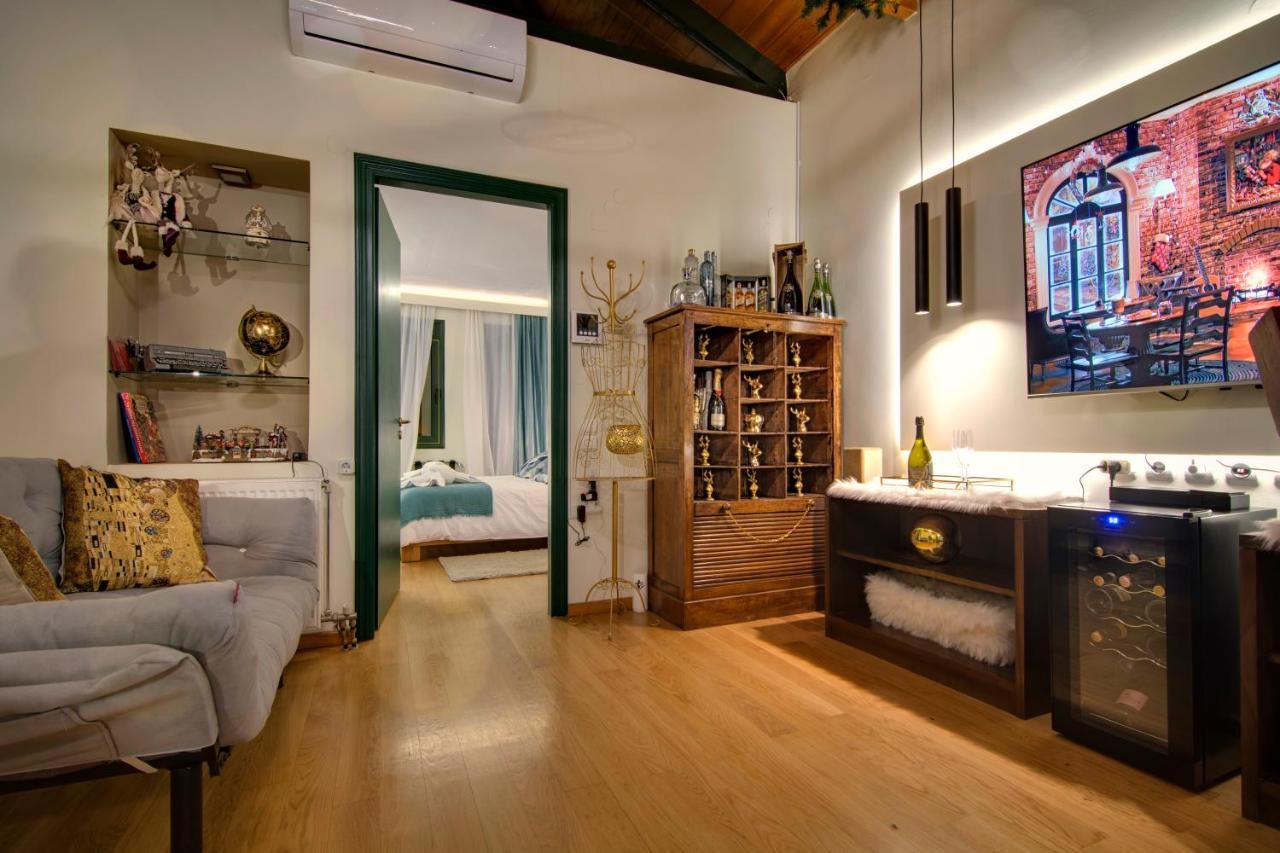 Iqoqo Hotels - Luxury Suites Ioánnina Exteriör bild